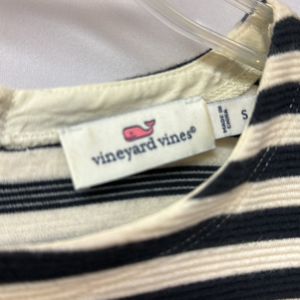 Vineyard Vines Dress Black and Cream Stripes Size Small - Picture 3 of 4